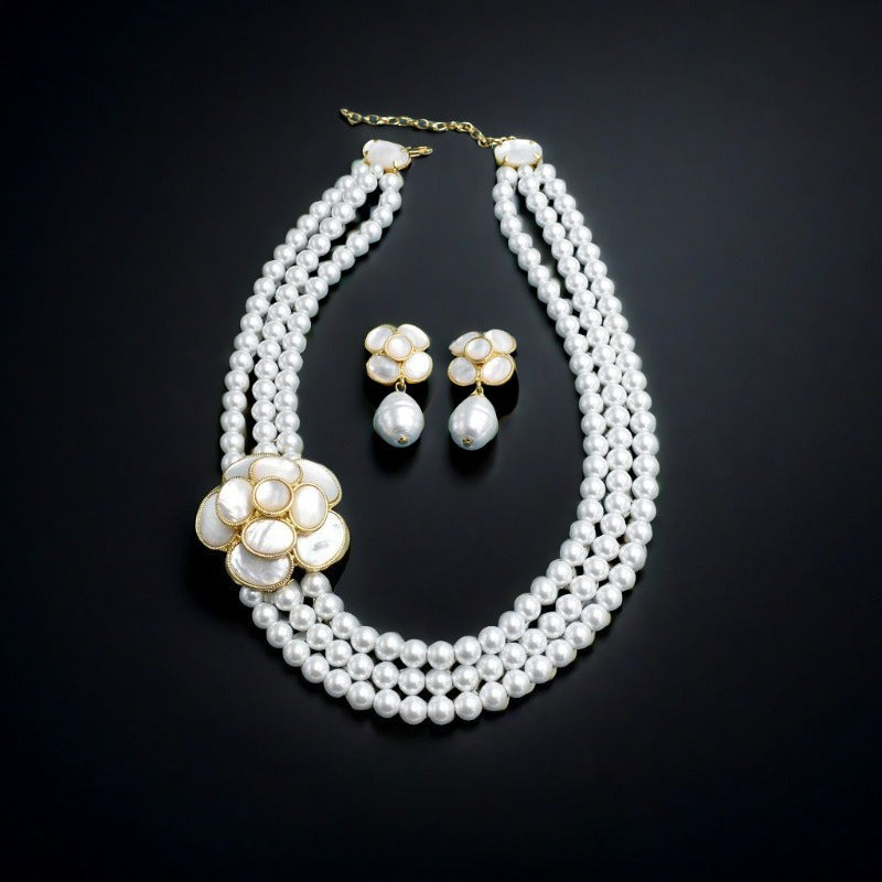 French retro natural white shell camellia pearl stud earrings necklace set