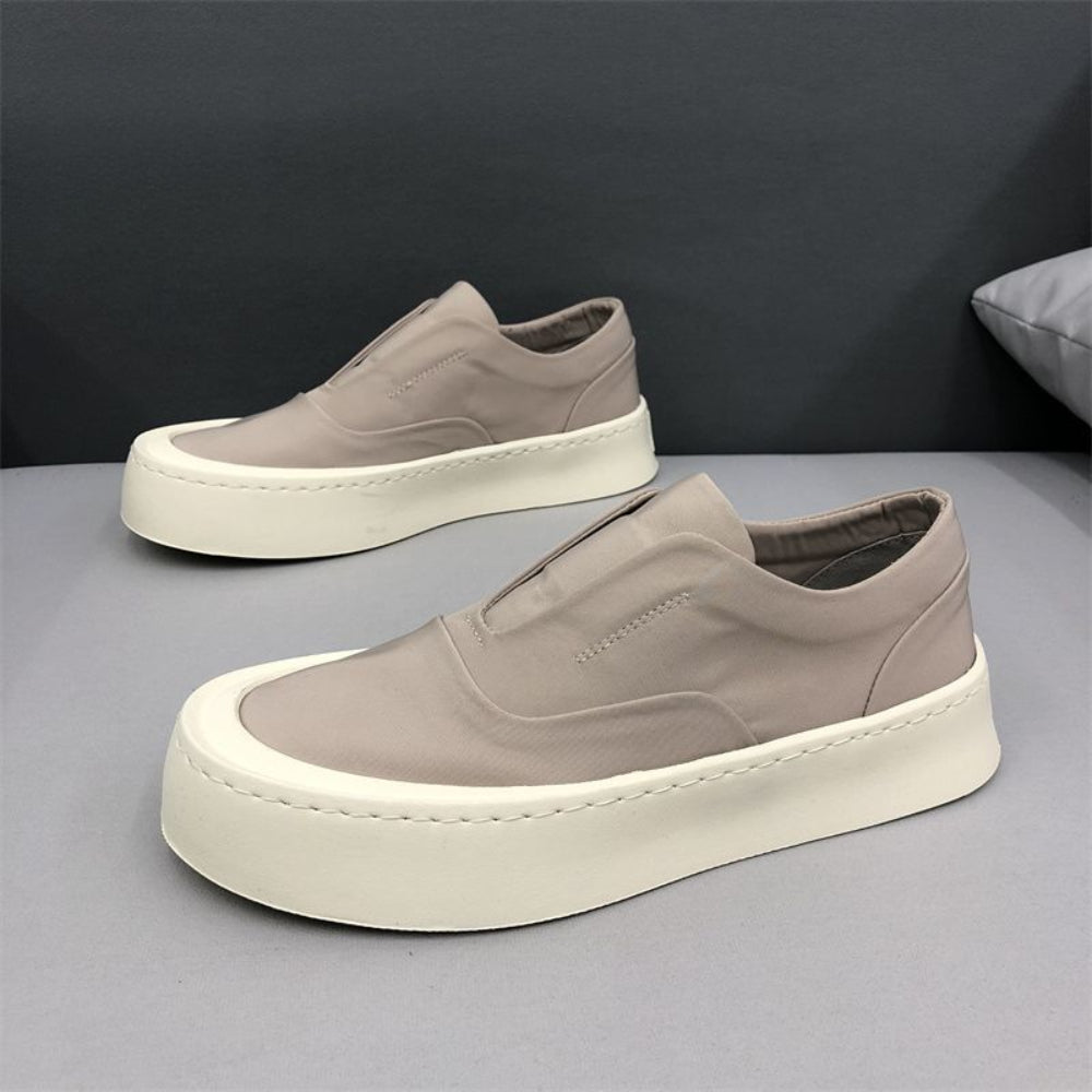 Summer breathable thick-soled wear-resistant casual shoes Running shoes and sports shoes for men