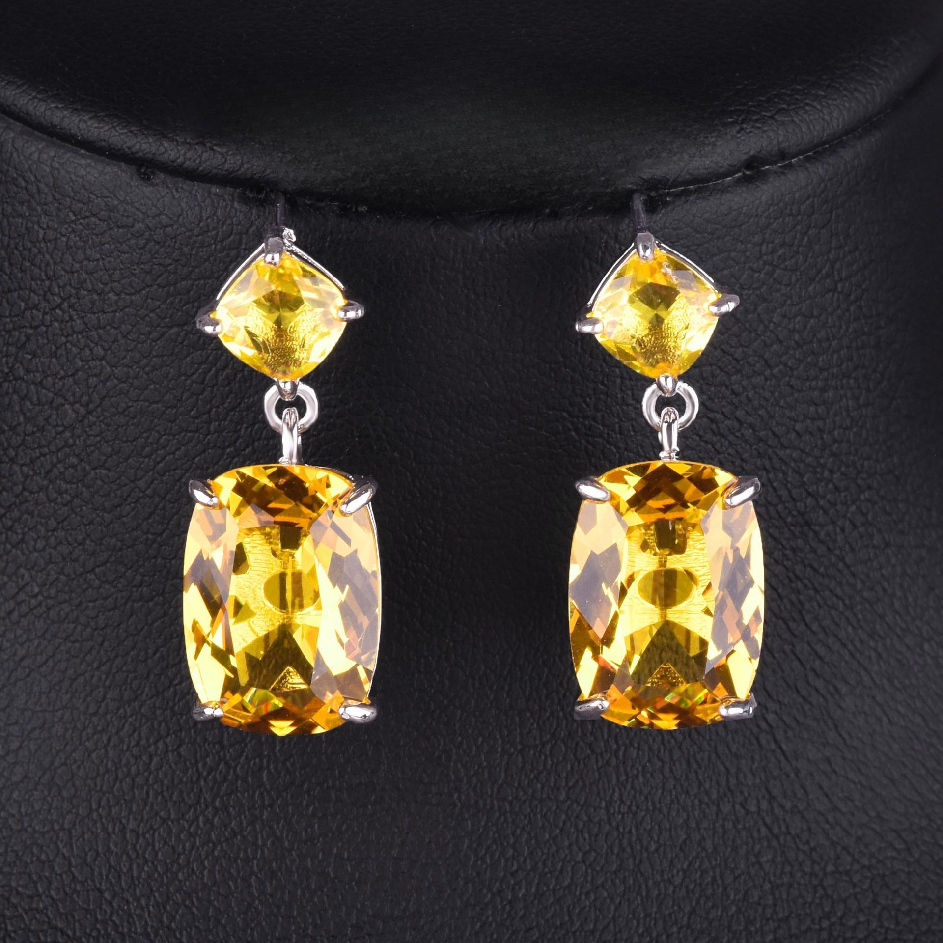 Fashion Sapphire Necklace 20 Carat Colored Treasure Set