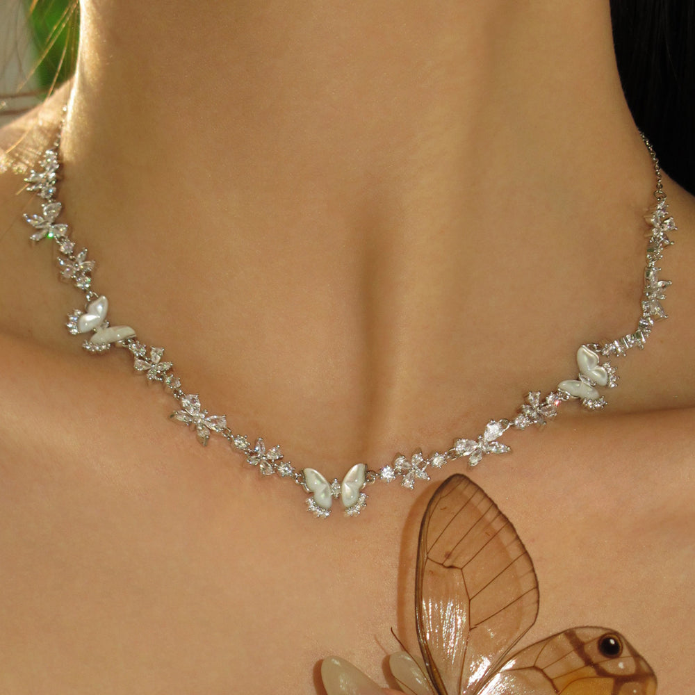 Fashionable white shell butterfly diamond necklace