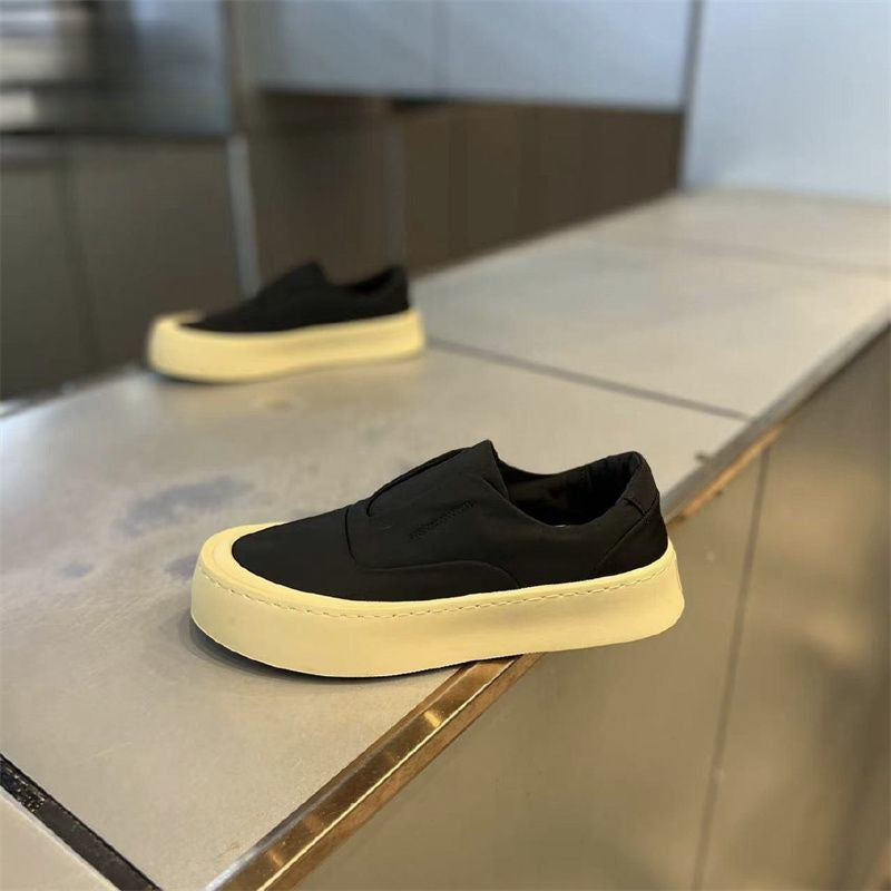 Summer breathable thick-soled wear-resistant casual shoes Running shoes and sports shoes for men