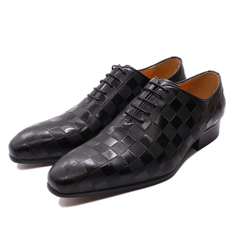 British style embossed leather shoes men's business dress Oxford shoes