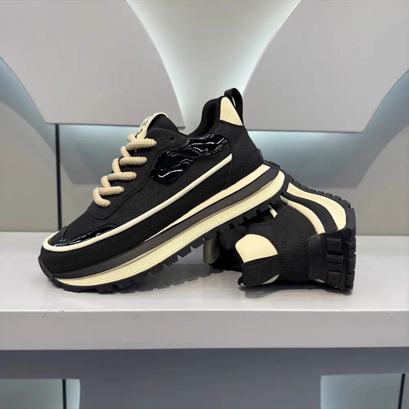 Summer mesh lightweight heightening casual sneakers Running shoes and sports shoes for men