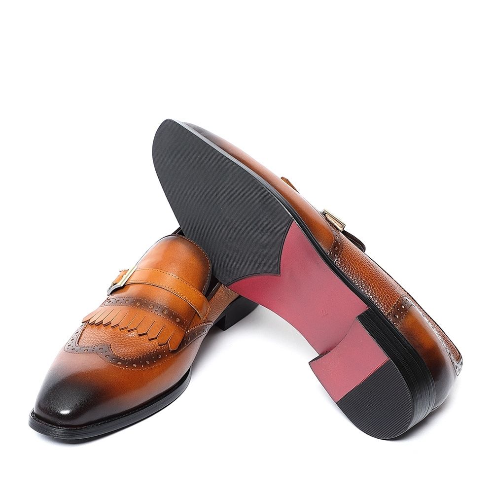 Brock carved retro loafers British fringed men's leather shoes