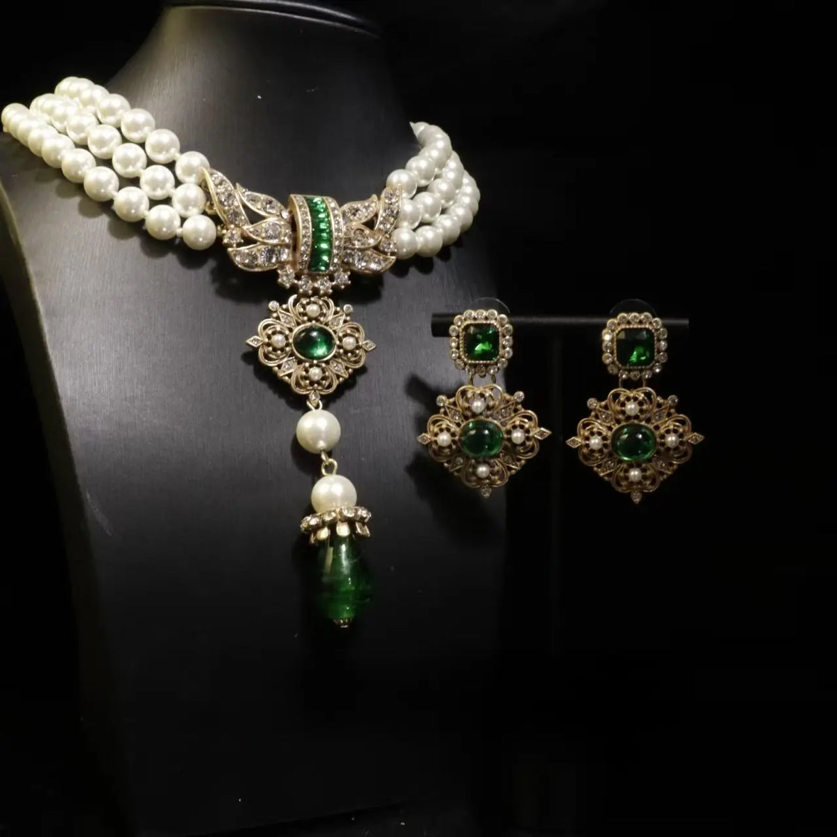 Ensemble de boucles d'oreilles et collier ras du cou avec imitation de perles creuses, tempérament, léger, luxueux