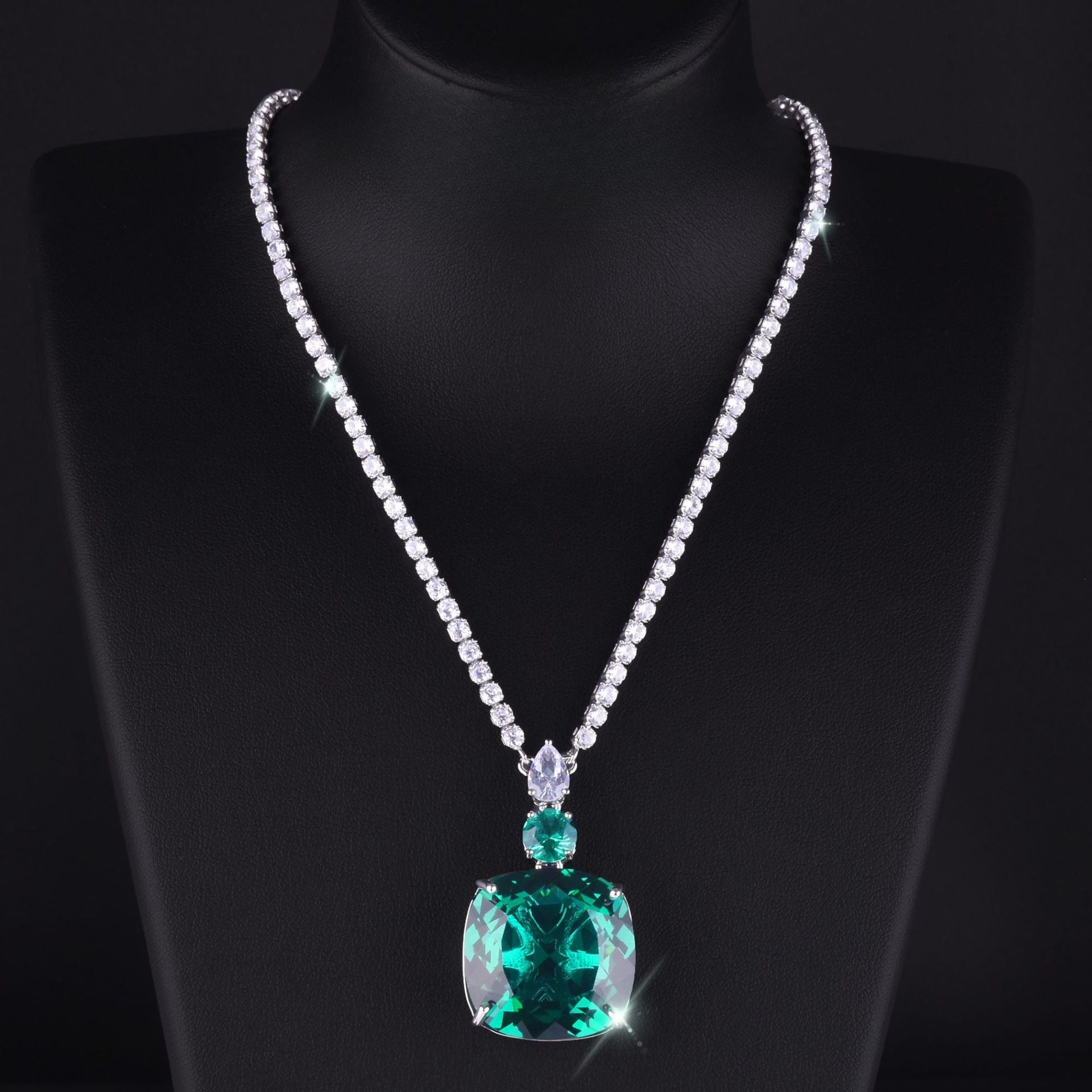 Luxury Diamond Ruby Treasure Set