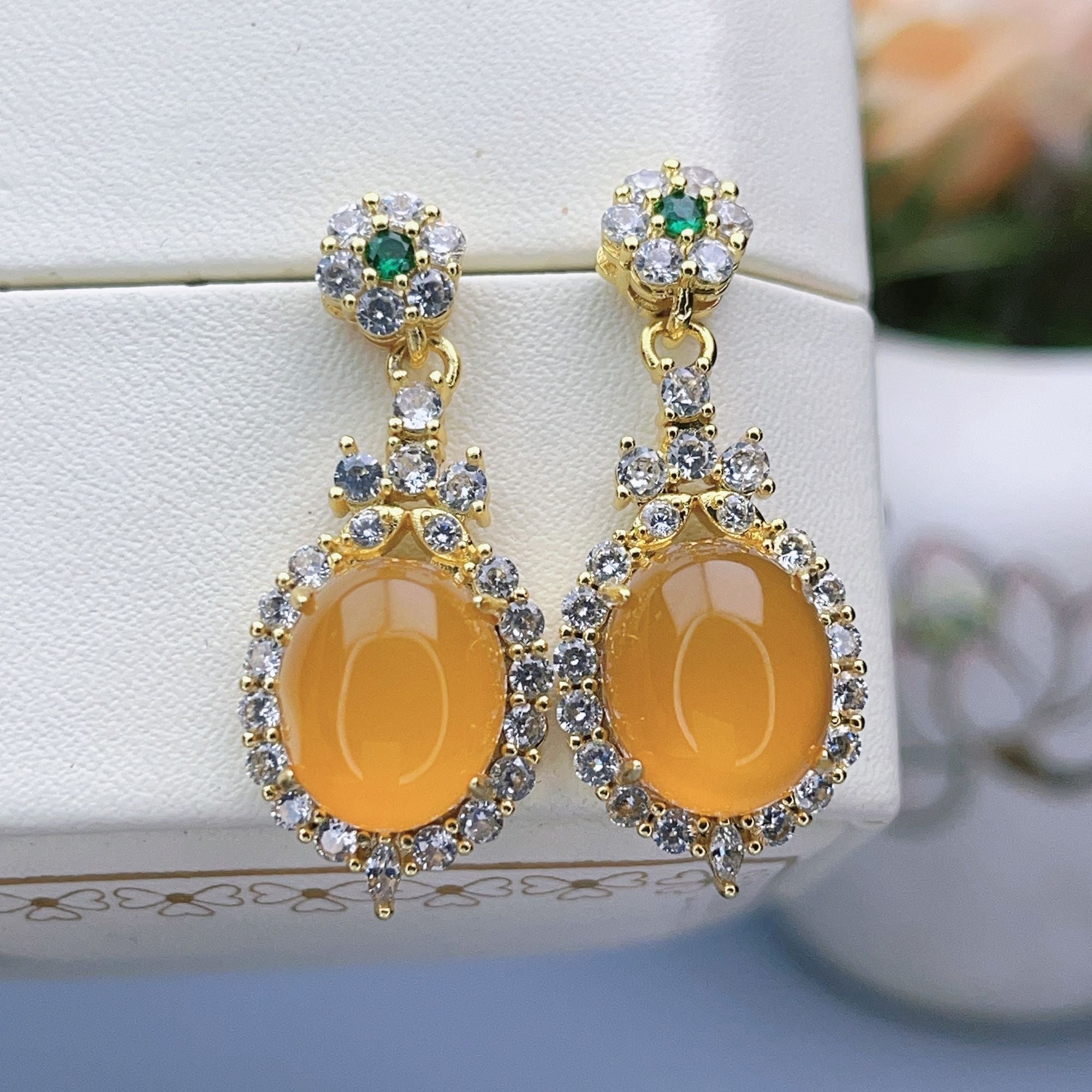 Fashion yellow agate full jade earrings