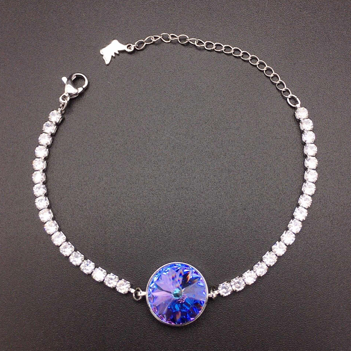 Rhombus four-leaf clover hollow bracelet