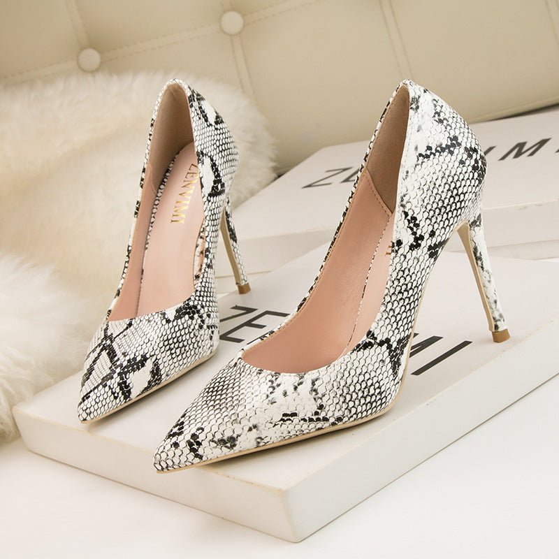 Fashion snake pattern pointed head shallow mouth nightclub high heels