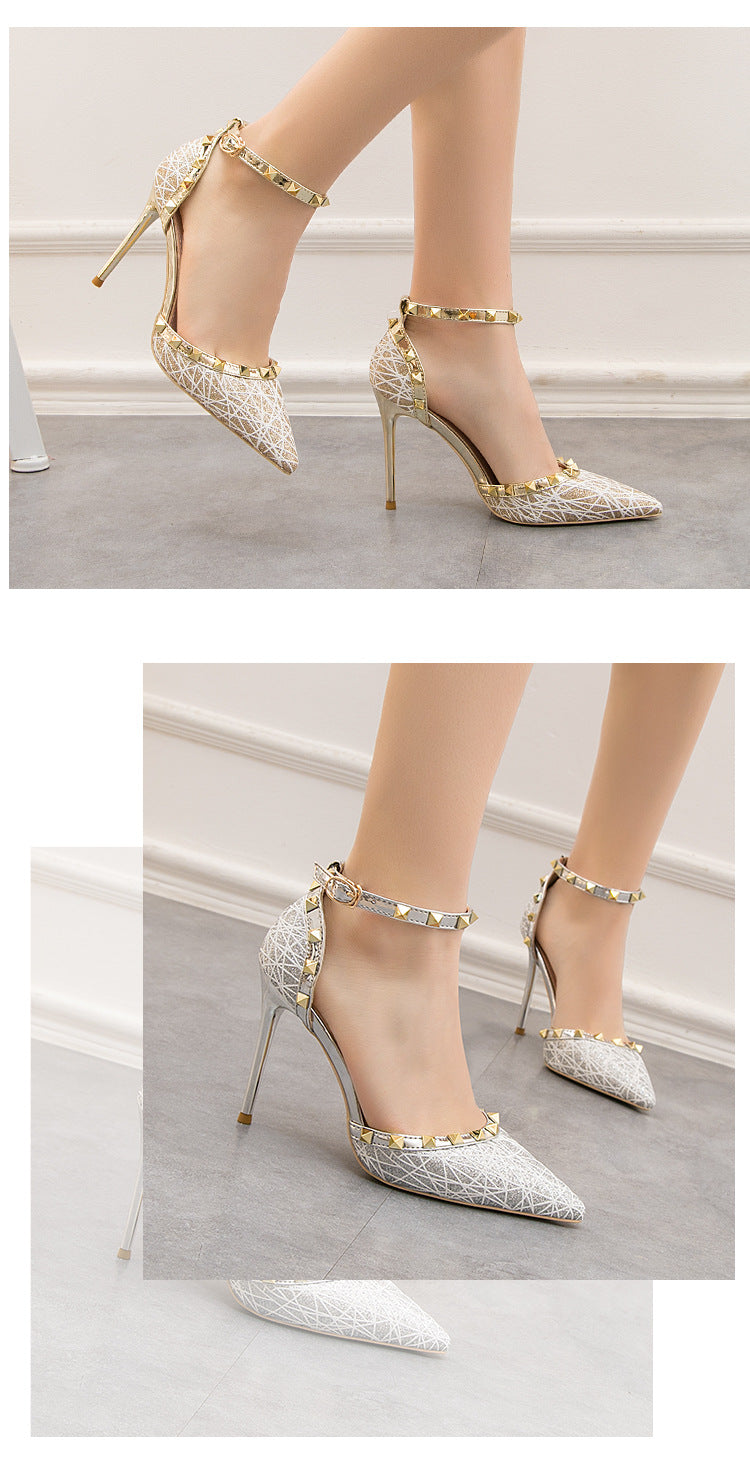 Pointed hollow rivets with high-heeled sandals