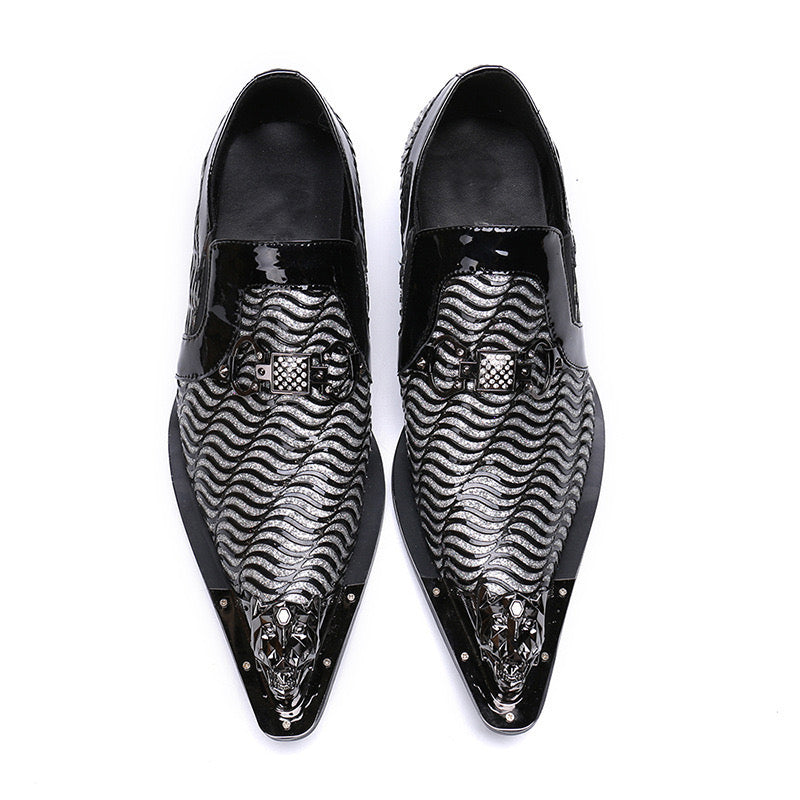 Black metal pointed shoes Men's wedding party dress shoes