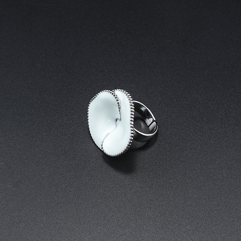 Elegant Pearl & Shell - Shaped Jewelry Set for Bridal Looks