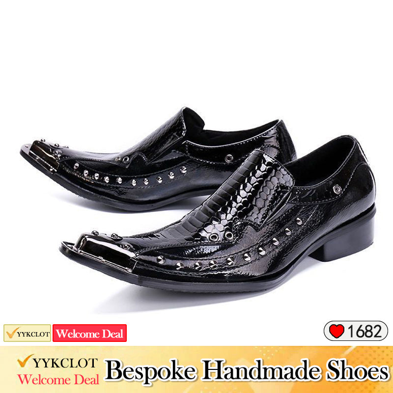 Black patent leather fashion business dress shoes