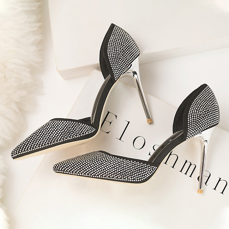 Stylish pointed elegant rhinestone high heels