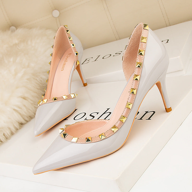 Fashion Rivet Point Shallow Mouth High Heels