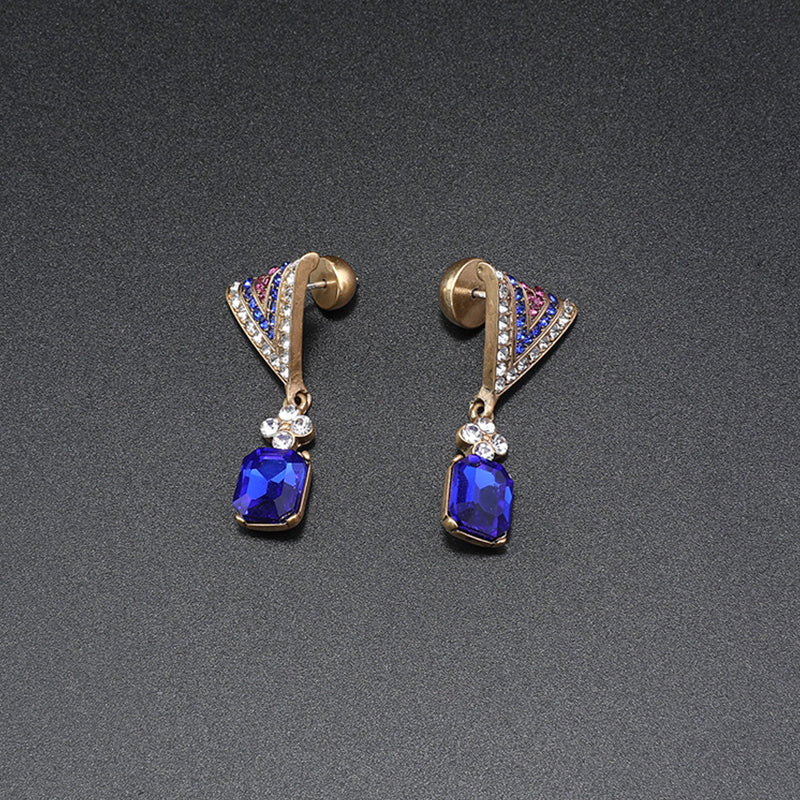 Elegant Gold & Green Onyx Jewelry Set for High - Profile Galas