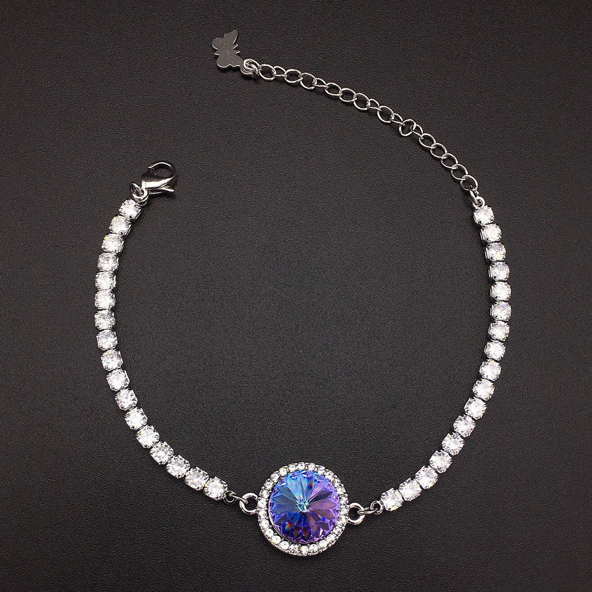 High end round crystal studded diamond bracelet