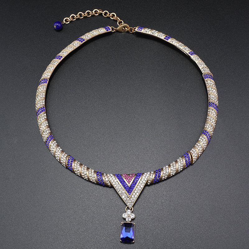 Elegant Gold & Green Onyx Jewelry Set for High - Profile Galas