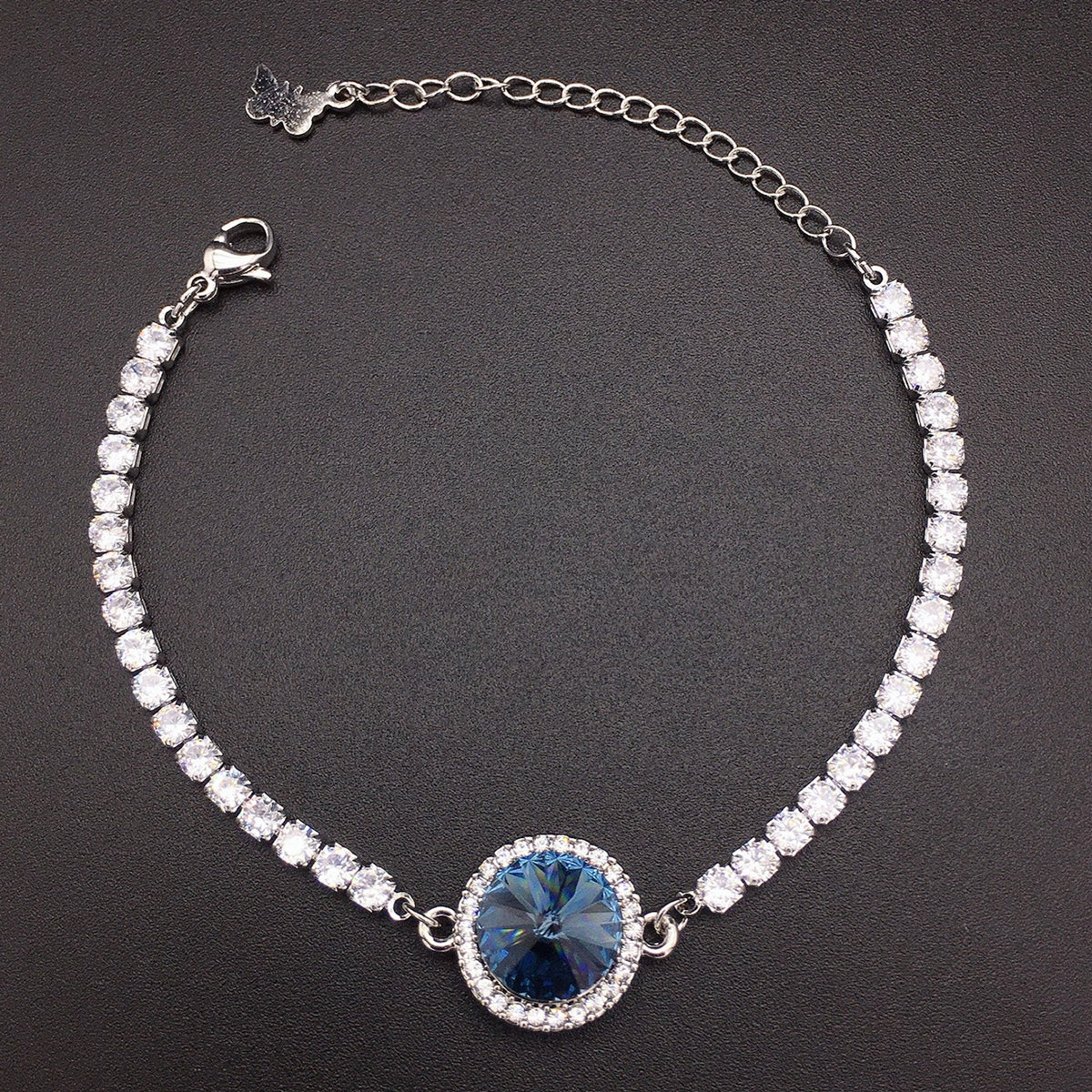 High end round crystal studded diamond bracelet