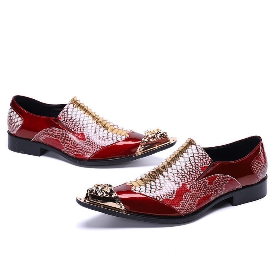 Golden snake patterned fashionable men's party shoes