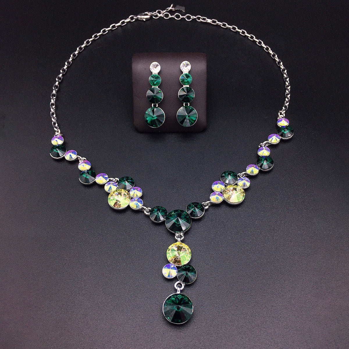 Parure de Bijoux Luxe en Cristal Vert Émeraude – Collier & Boucles d'Oreilles Pendantes