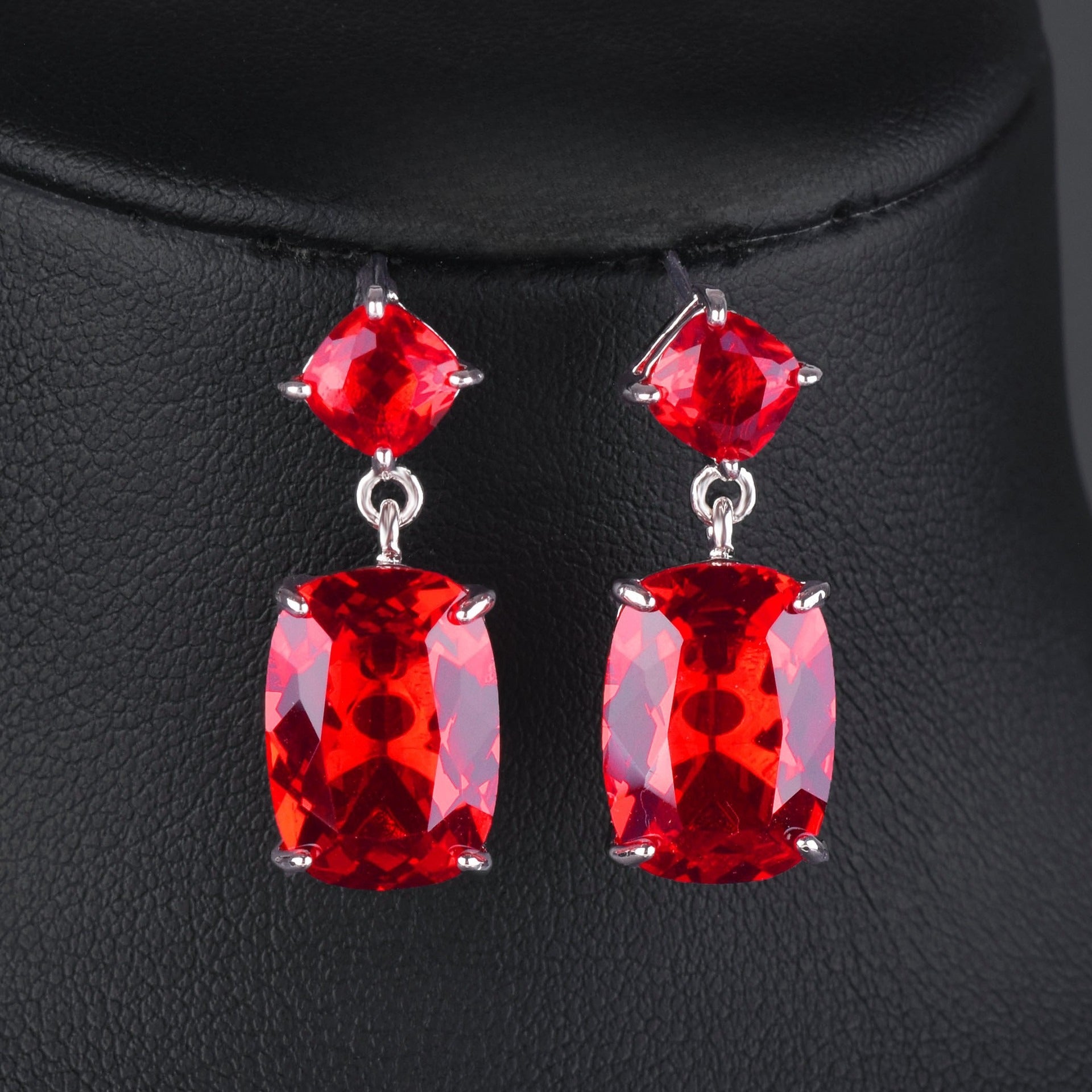 Fashion Sapphire Necklace 20 Carat Colored Treasure Set