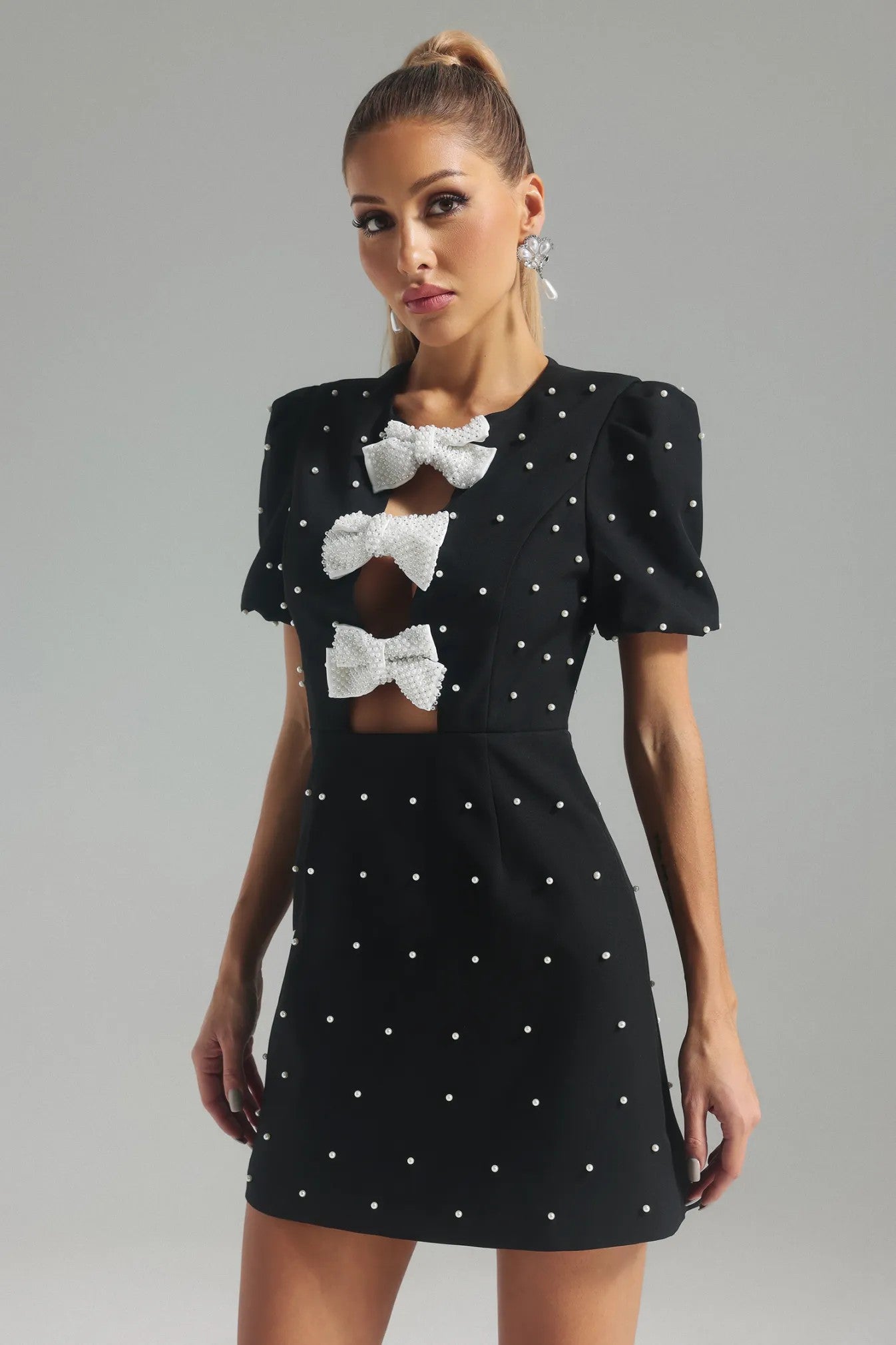 Black pearl bow hollow dress