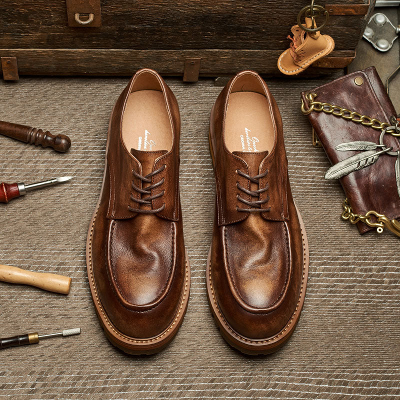 Brown vintage leather shoes Men's casual Fashion shoes