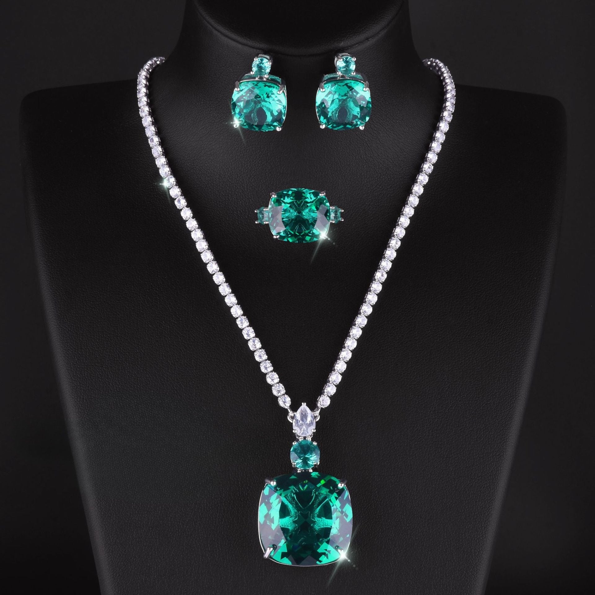 Luxury Diamond Ruby Treasure Set