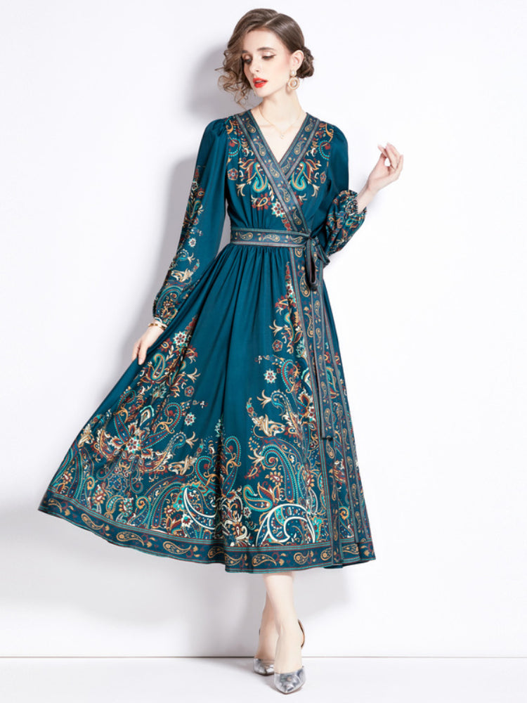 Democratic V-neck long-sleeved printed dress