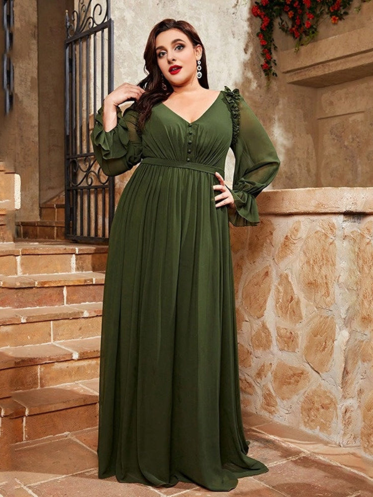 Green plus size beautiful long-sleeved dress