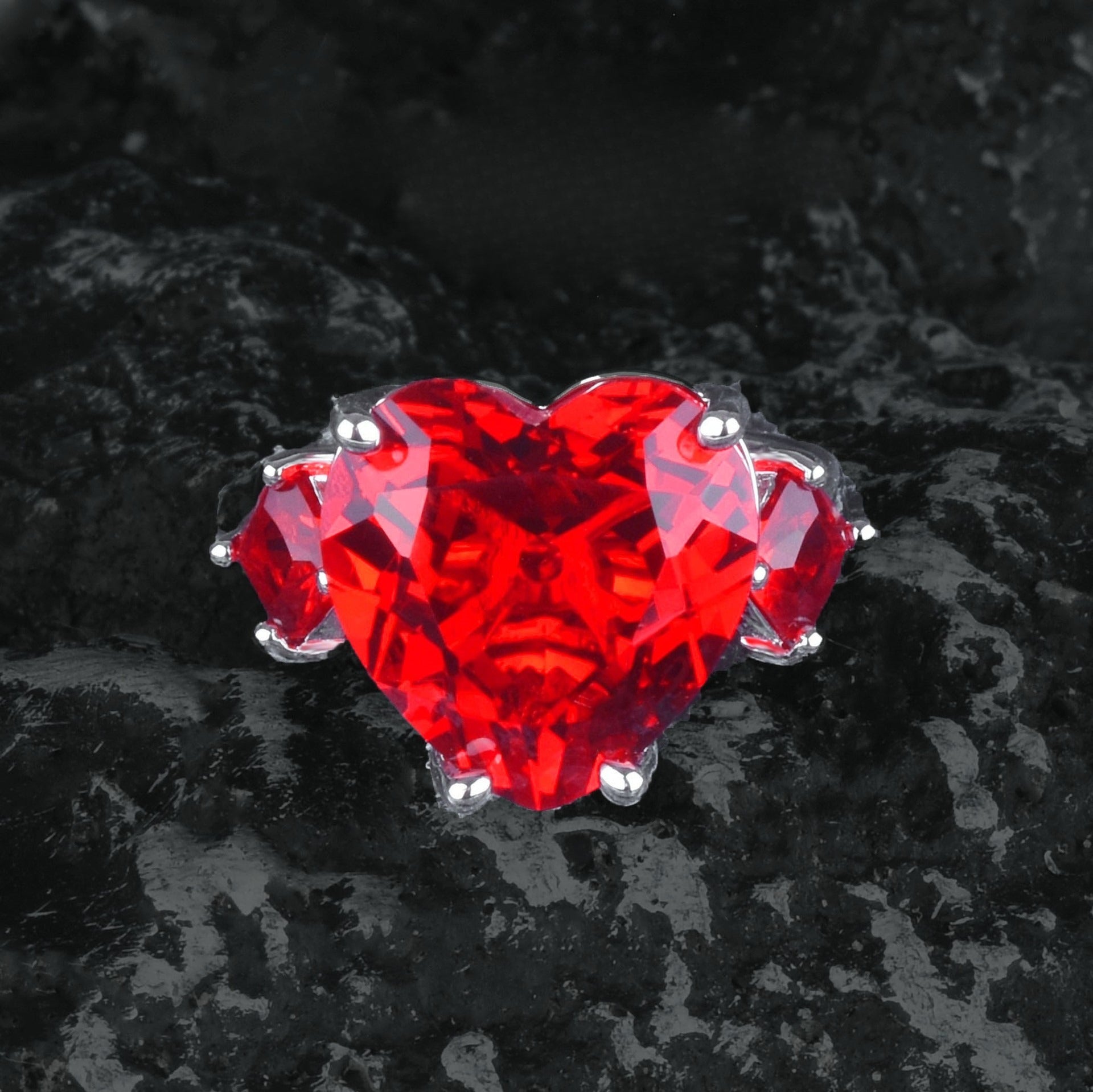 Heart of the Ocean Sapphire Treasure Set