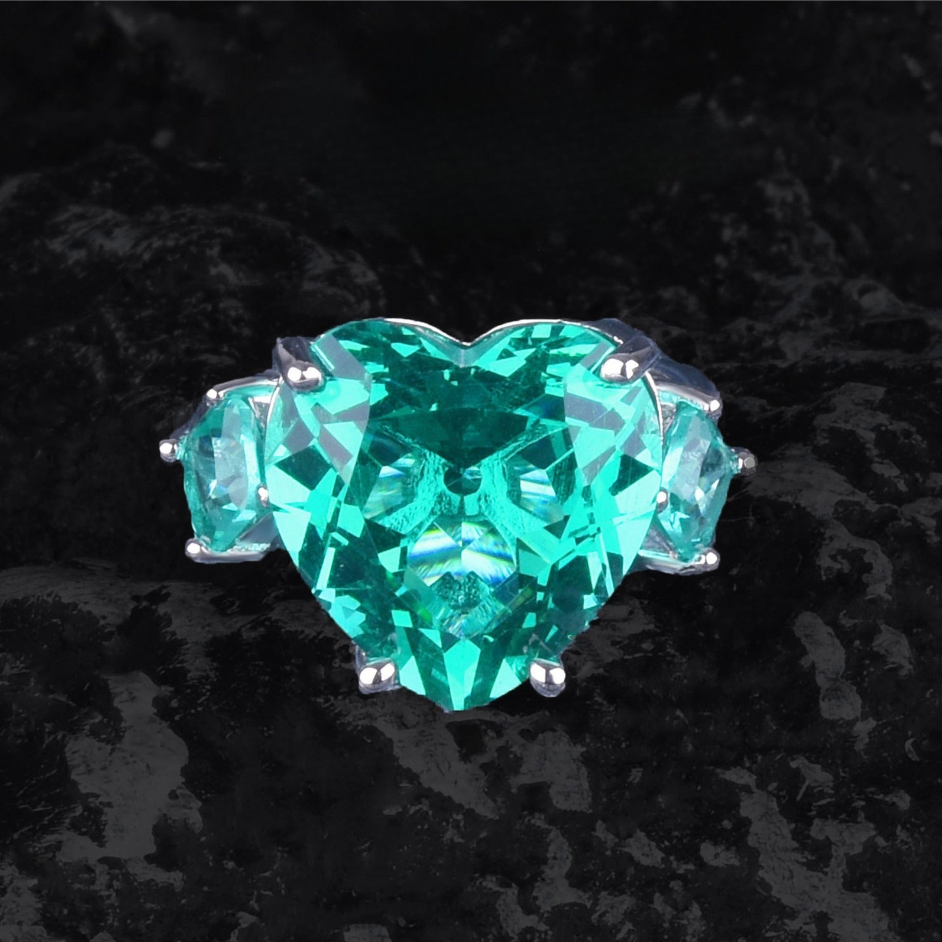 Heart of the Ocean Sapphire Treasure Set