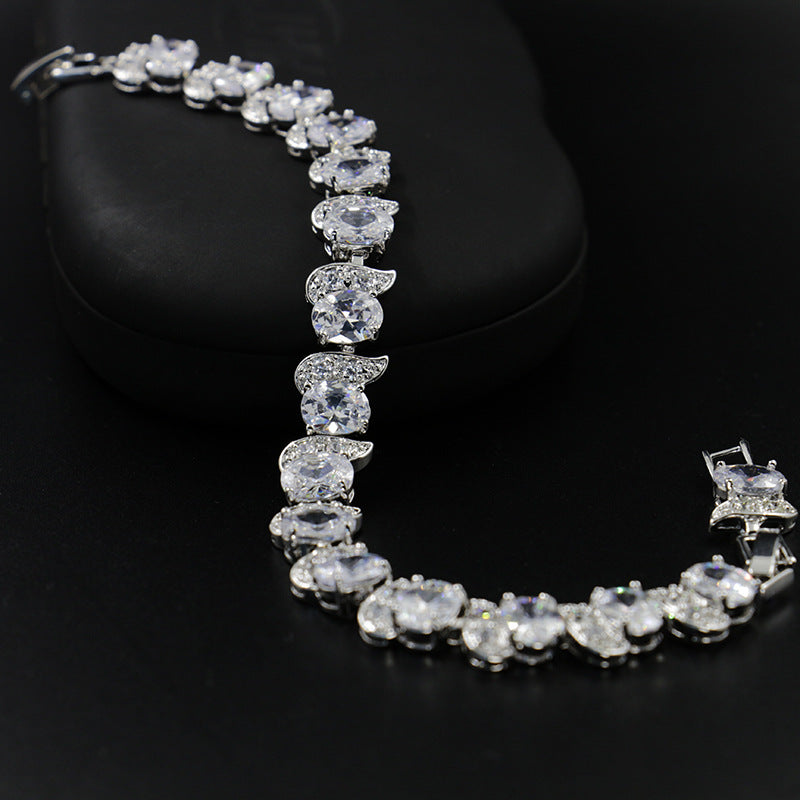 Fashion Diamond Buckle Bracelet