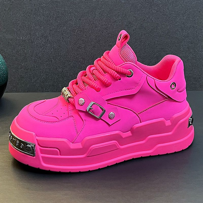 Spring lightweight, comfortable and wear-resistant Running shoes and sports shoes for men casual leather sneakers