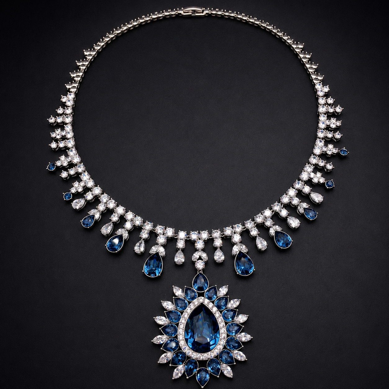 Parure de bijoux de luxe en cristal saphir royal bleu – Collier plastron et boucles d'oreilles
