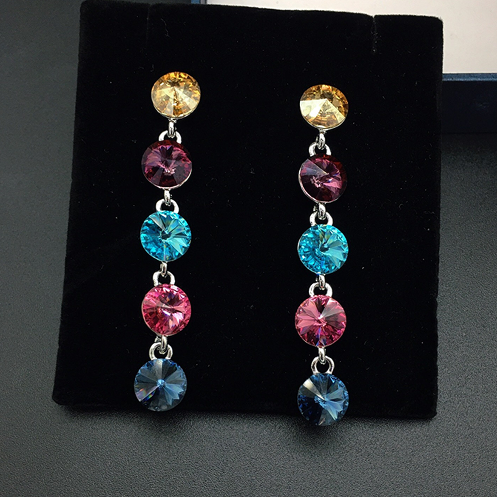Boucles d'oreilles pendantes élégantes bleu aqua à cinq pierres pour femmes