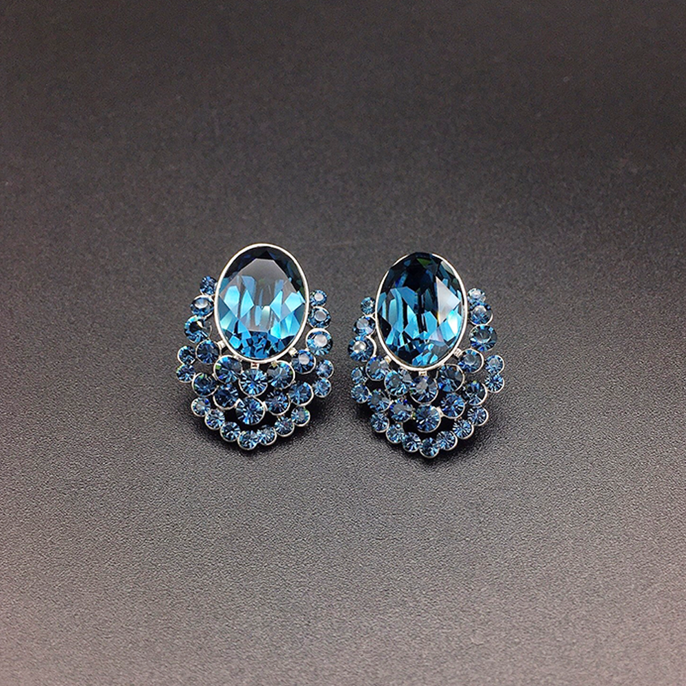 Elegant Sapphire Blue Oval Crystal Stud Earrings for Women