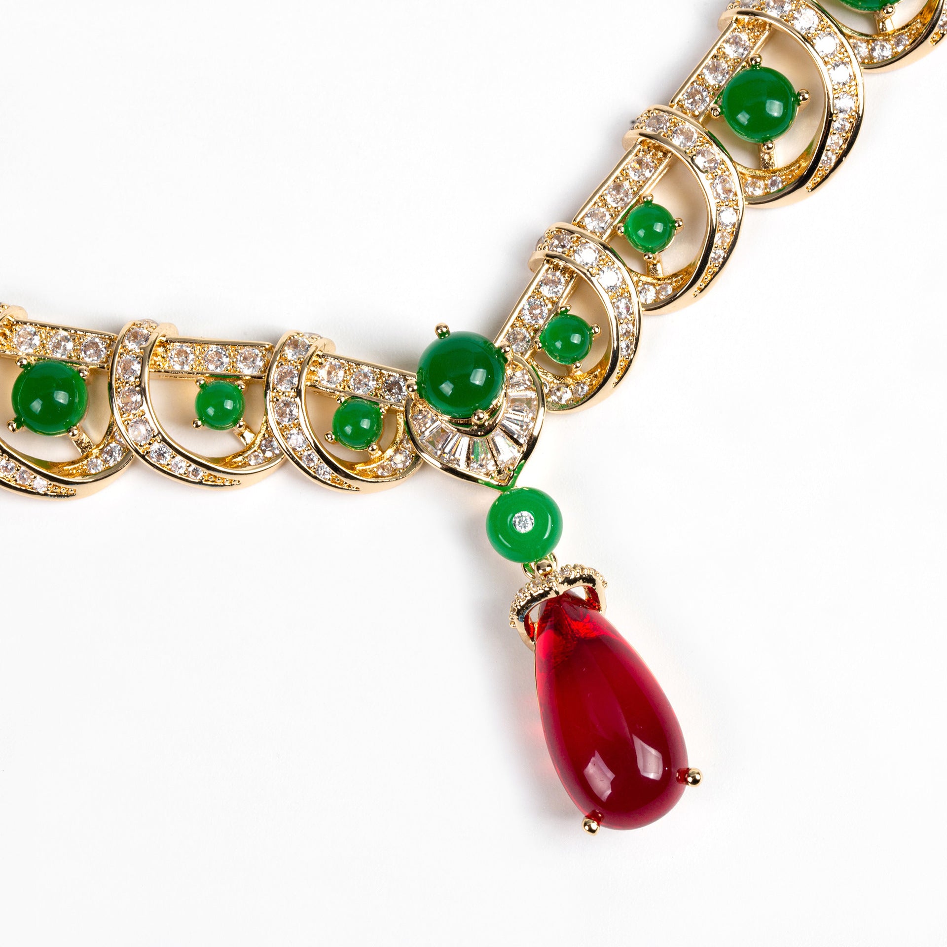 Luxury Emerald Green Ruby Red Jewelry Set – Necklace Earrings Statement Set