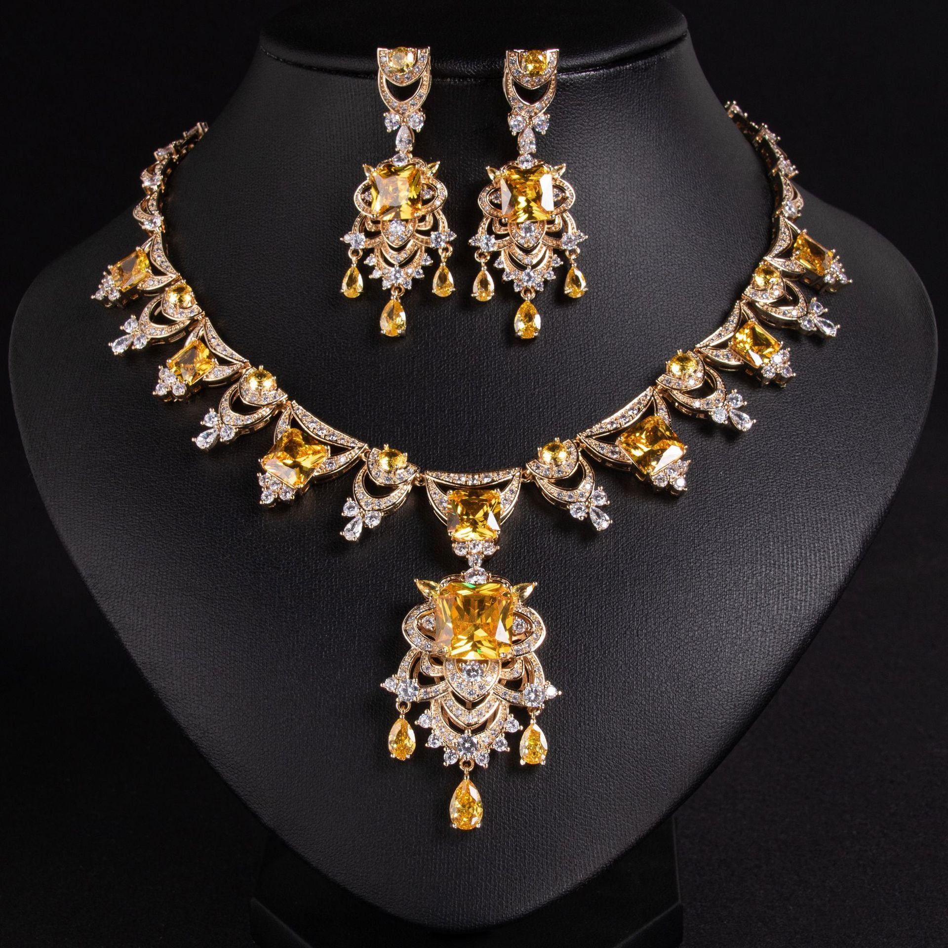 Luxury Red Crystal Statement Necklace & Earrings Jewelry Set for Women