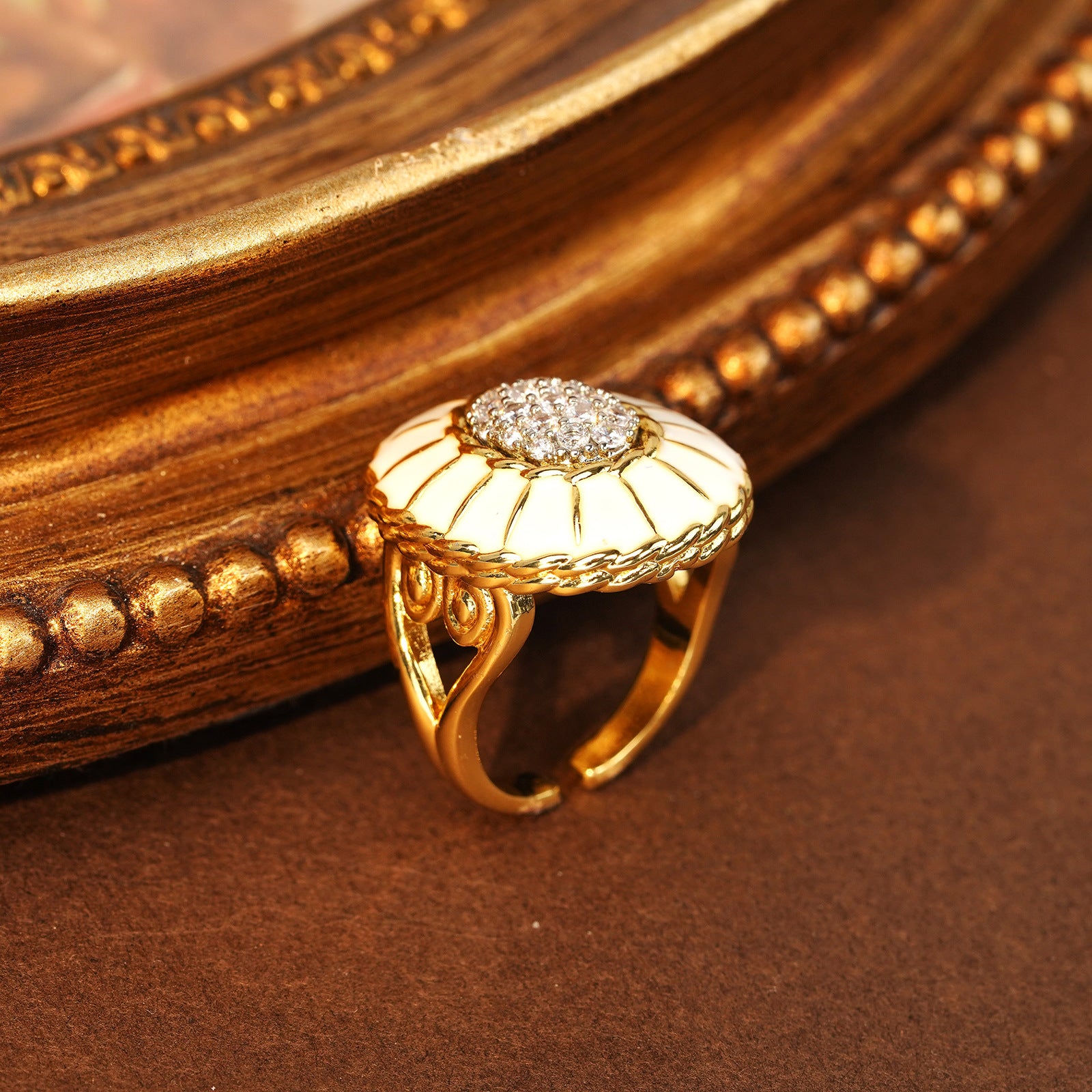 Fashion light luxury oval stud earrings ring set