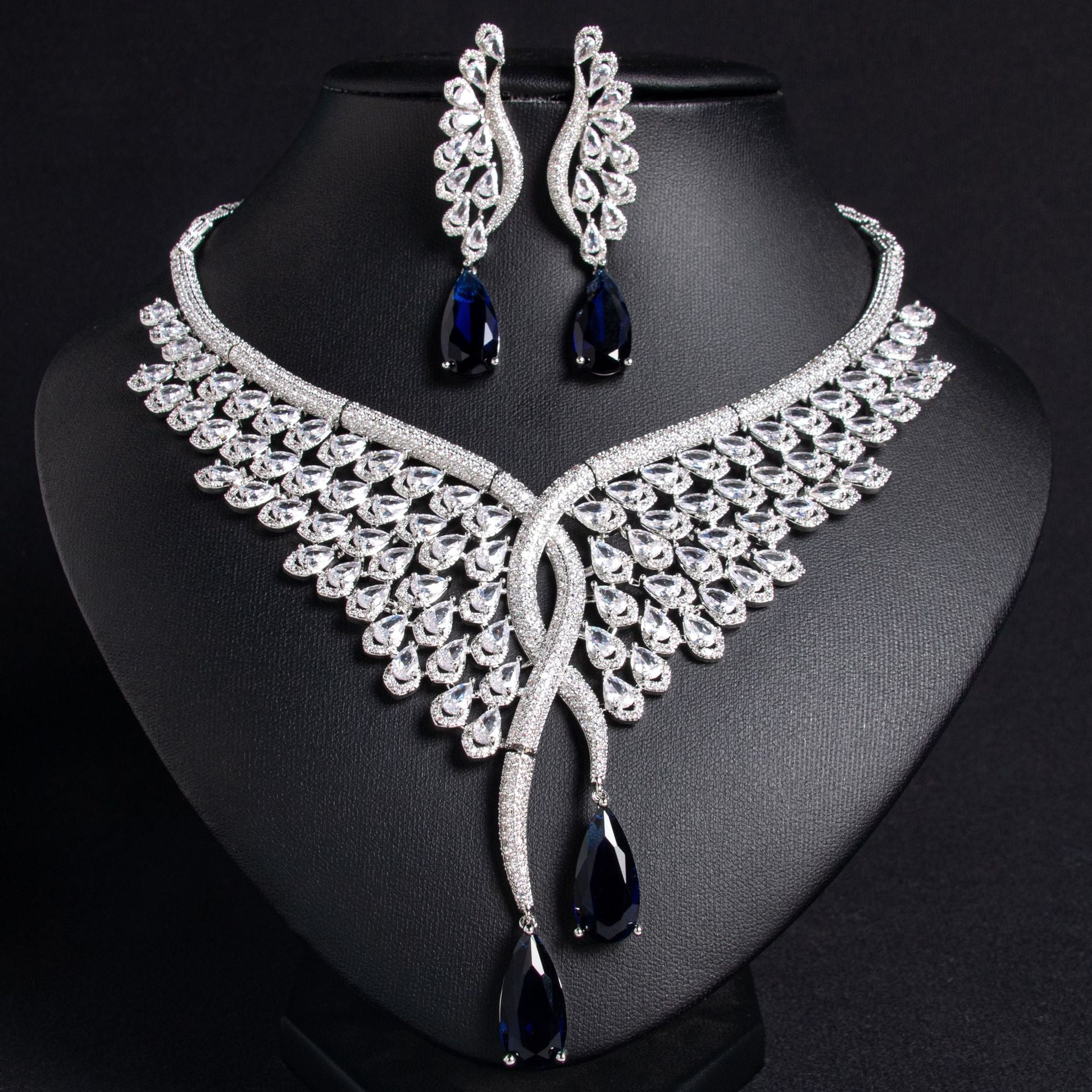Elegant Ruby Red Teardrop Jewelry Set – Silver Crystal Necklace Earrings