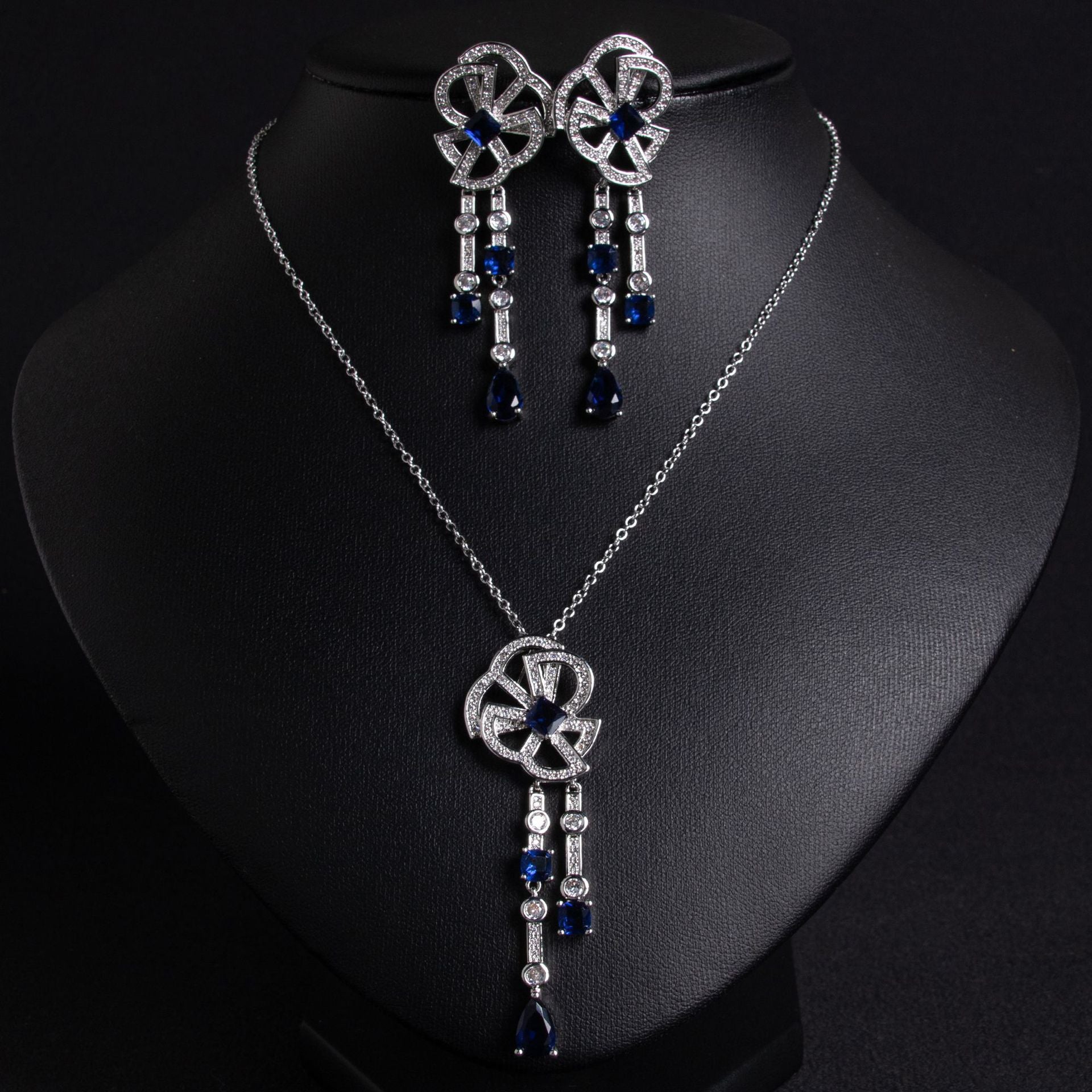 Luxury Ruby Red Crystal Tassel Jewelry Set – Necklace Earrings Set for Women