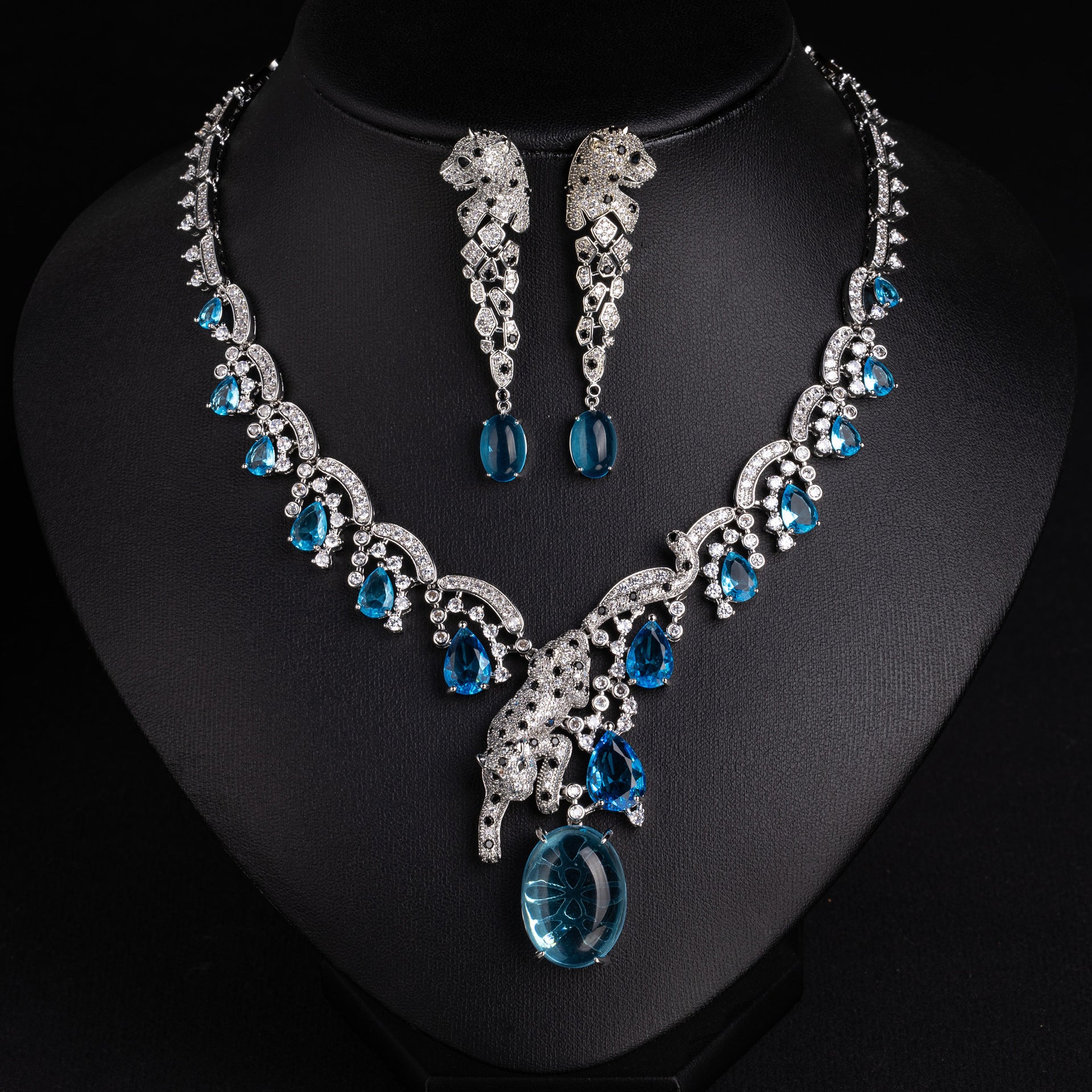 Luxury Leopard Crystal Necklace Set – Red Gem Statement Jewelry for Women