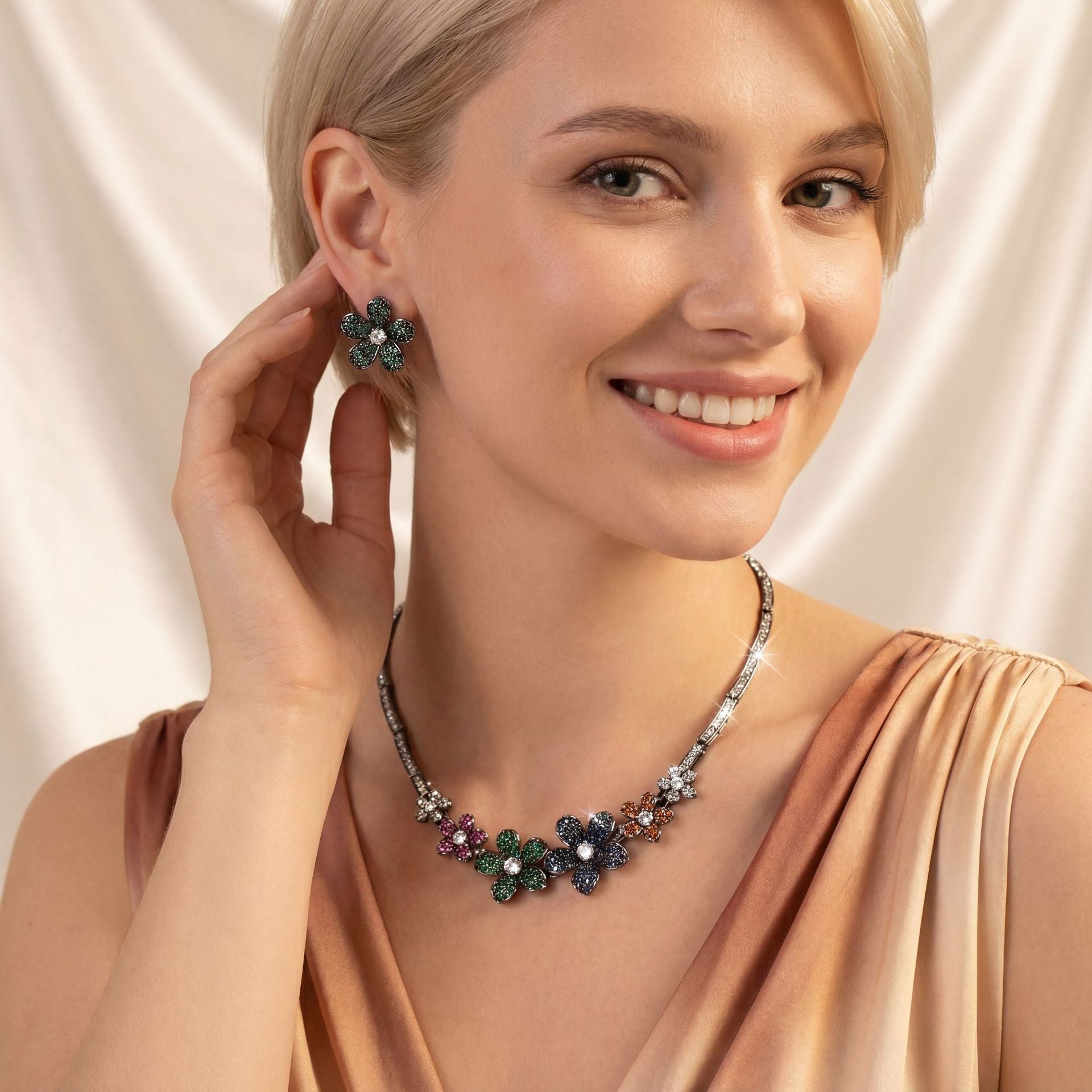 Luxury Emerald Green Floral Necklace Set for Women – Sparkling Flower Jewelry with Matching Earrings