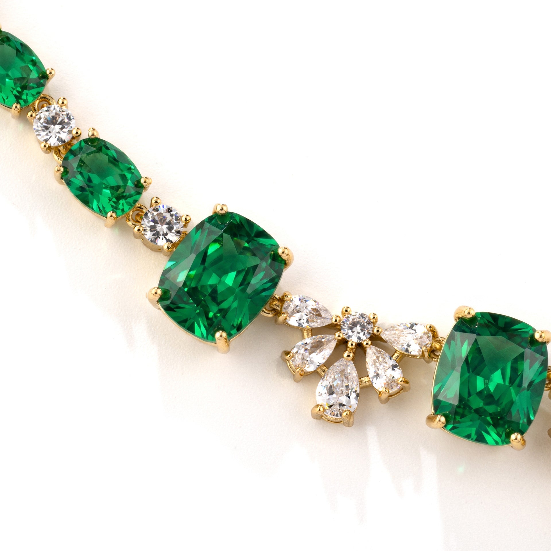 Royal Ruby Red Crystal Necklace Set – Elegant Drop Earrings Jewelry