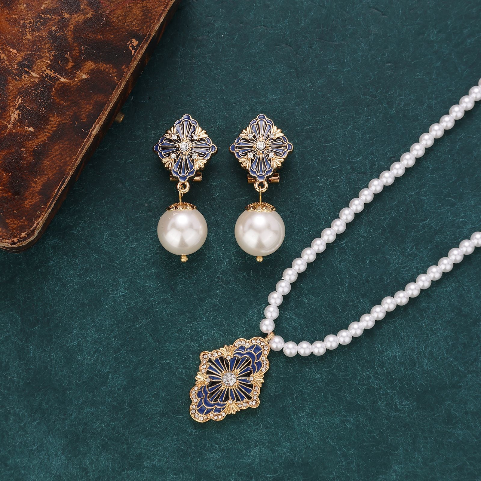 New Pearl Versatile Necklace Stud Earrings