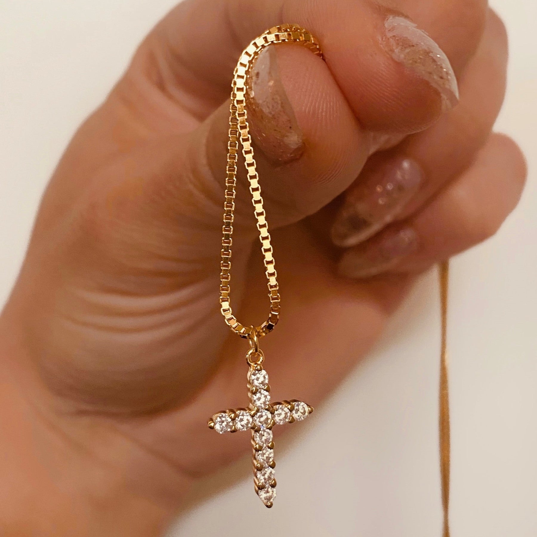 S925 sterling silver diamond inlaid simple cross pendant necklace