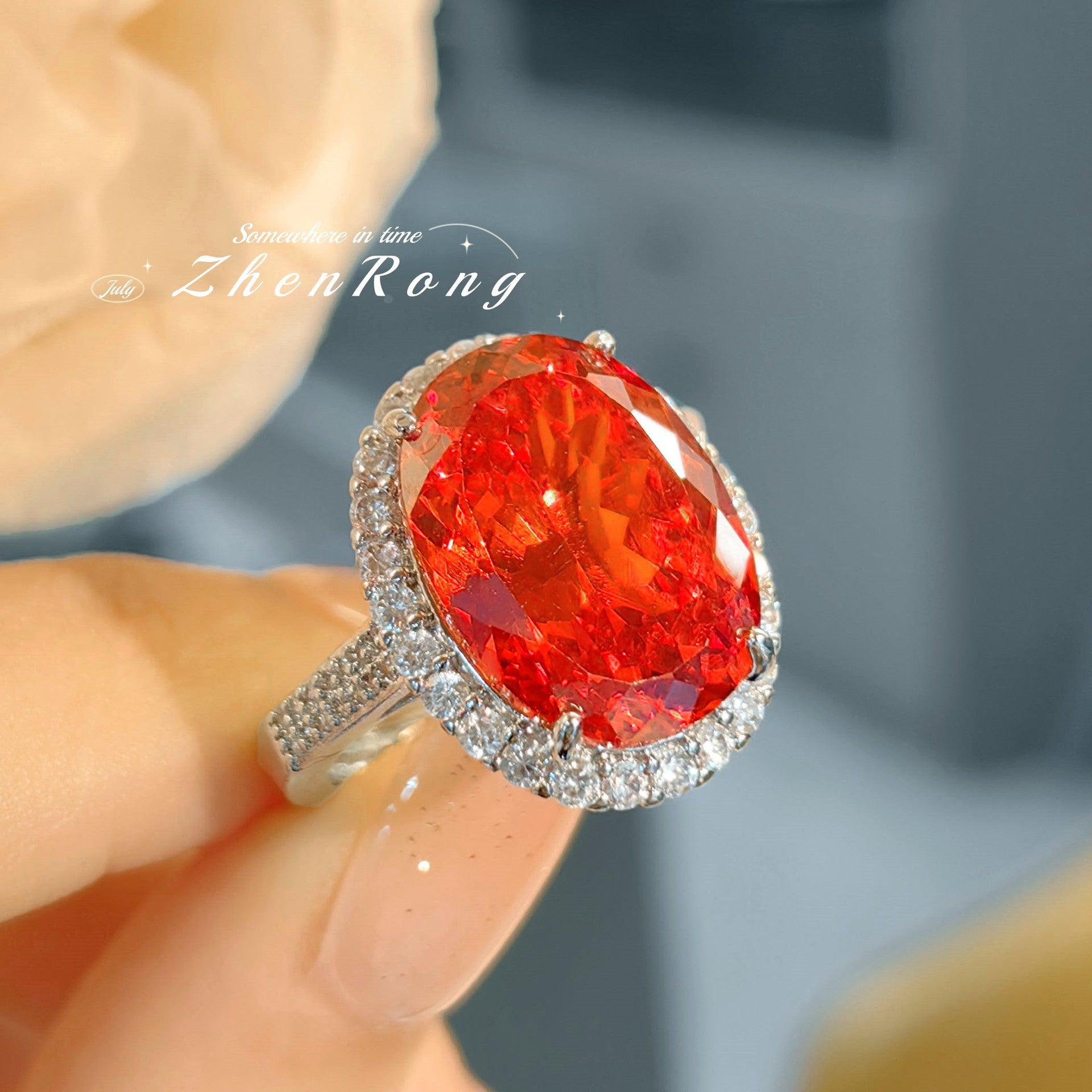 Fashion cutting colored diamond pigeon egg collection
