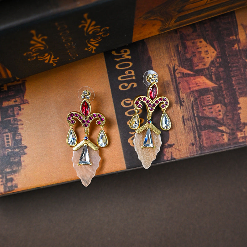 Fashion niche leaf gemstone earrings